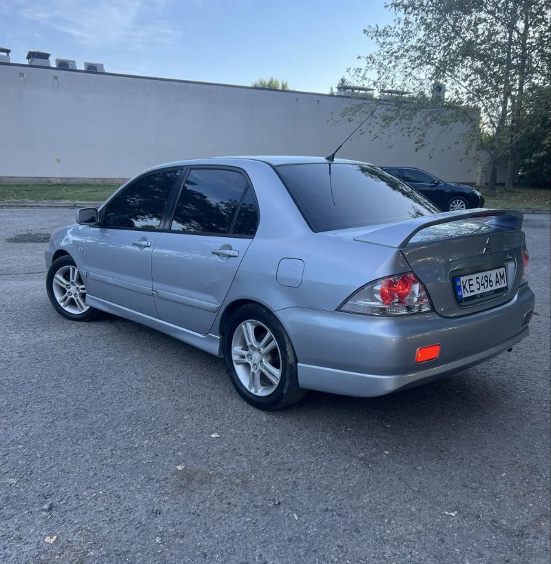 Продам Mitsubishi Lancer IX 2007 год 2,0 на механике — фото 5