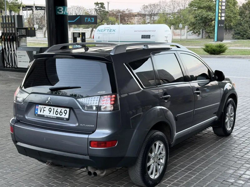 Продам Mitsubishi Outlander 2.0 турбо дизель 4х4 в идеальном состоянии — фото 7