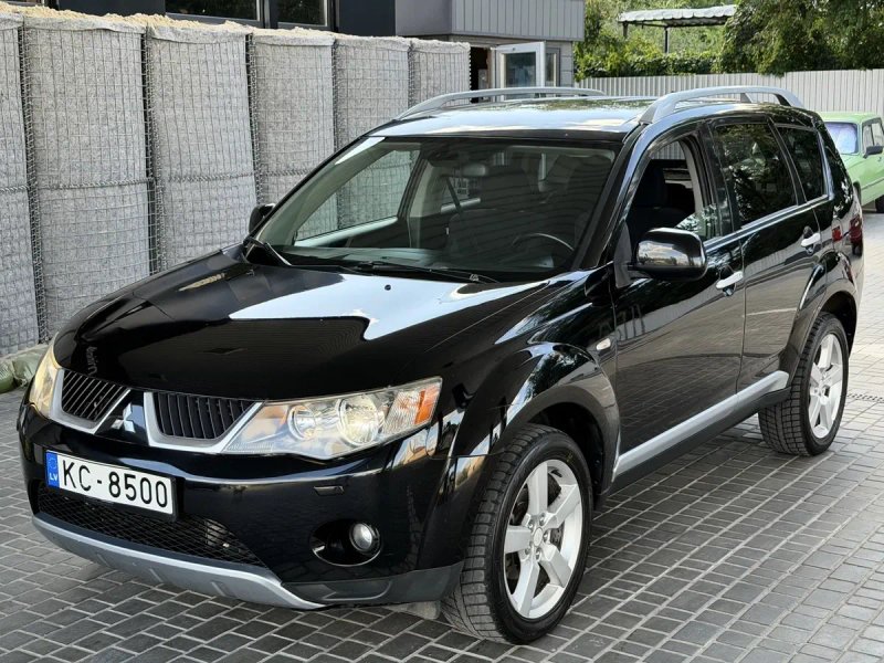 Продам Mitsubishi Outlander 2.2 турбо дизель 4x4 в идеальном состоянии — фото 2