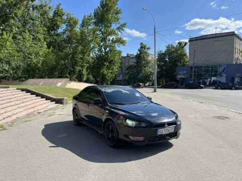 Продам Митсубиси ланцер