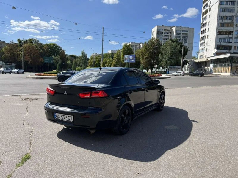 Продам Митсубиси ланцер — фото 2