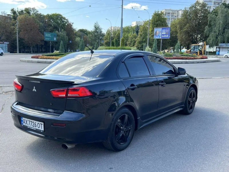 Продам Митсубиси ланцер — фото 8