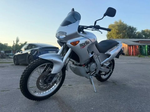 Продам мотоцикл APRILIA PEGASO 650