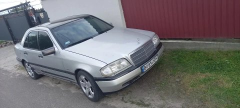 Продам надійне авто