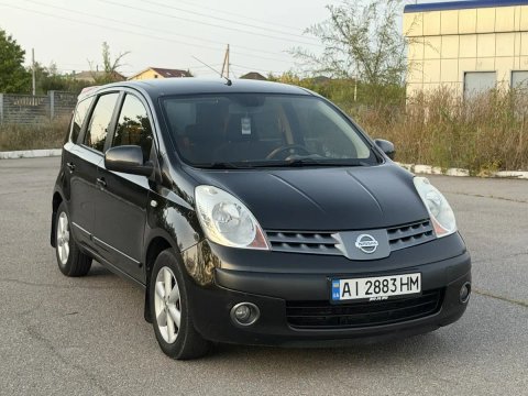Продам Nissan Note