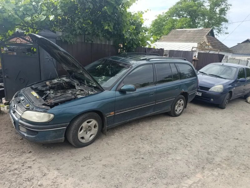 Продам opel omega 2 л бензин — фото 6