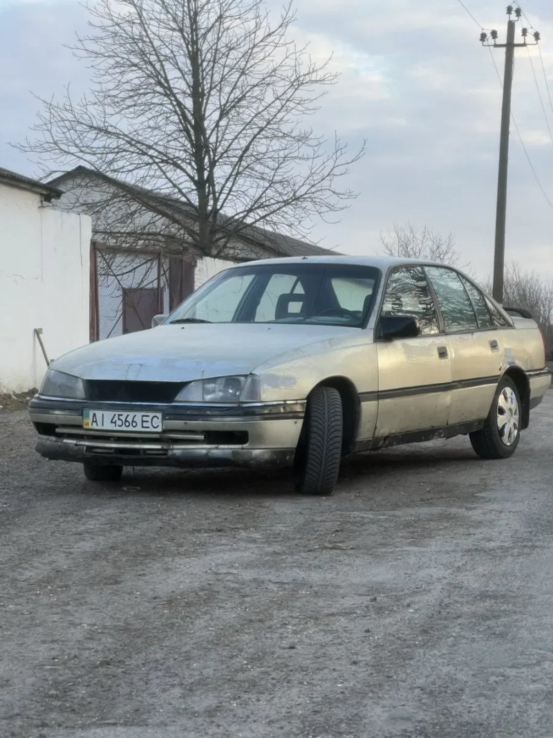 Продам Opel Omega A 1,8 Инжектор — фото 2