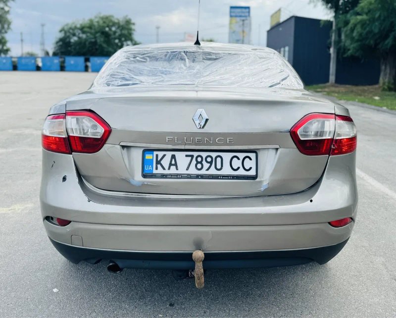 Продам Renault Fluense 2015 рік 1.5 Дизель після обстрілу! — фото 5