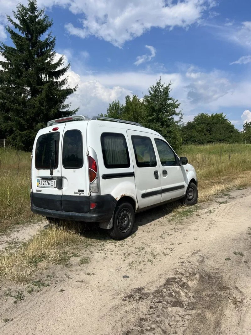 Продам RENAULT Kangoo 1,2 Бензин — фото 4