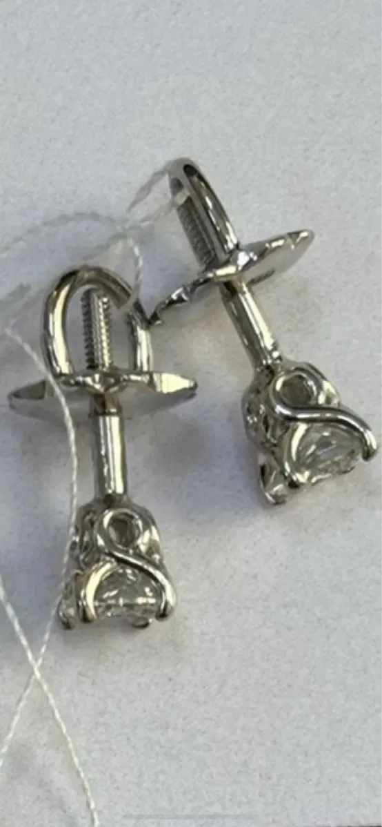 Продам сережки з ПРИРОДНІМИ ДІАМАНТАМИ 0,51 Ct. — фото 3