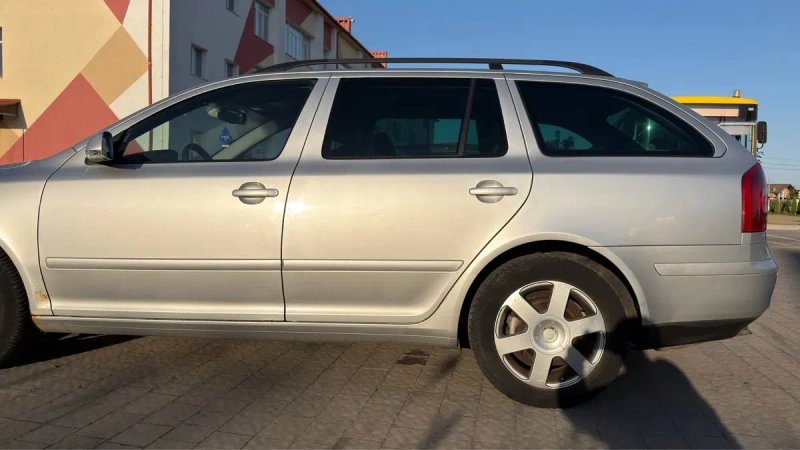 Продам Skoda Octavia,2.0D,авто в Наявності — фото 4
