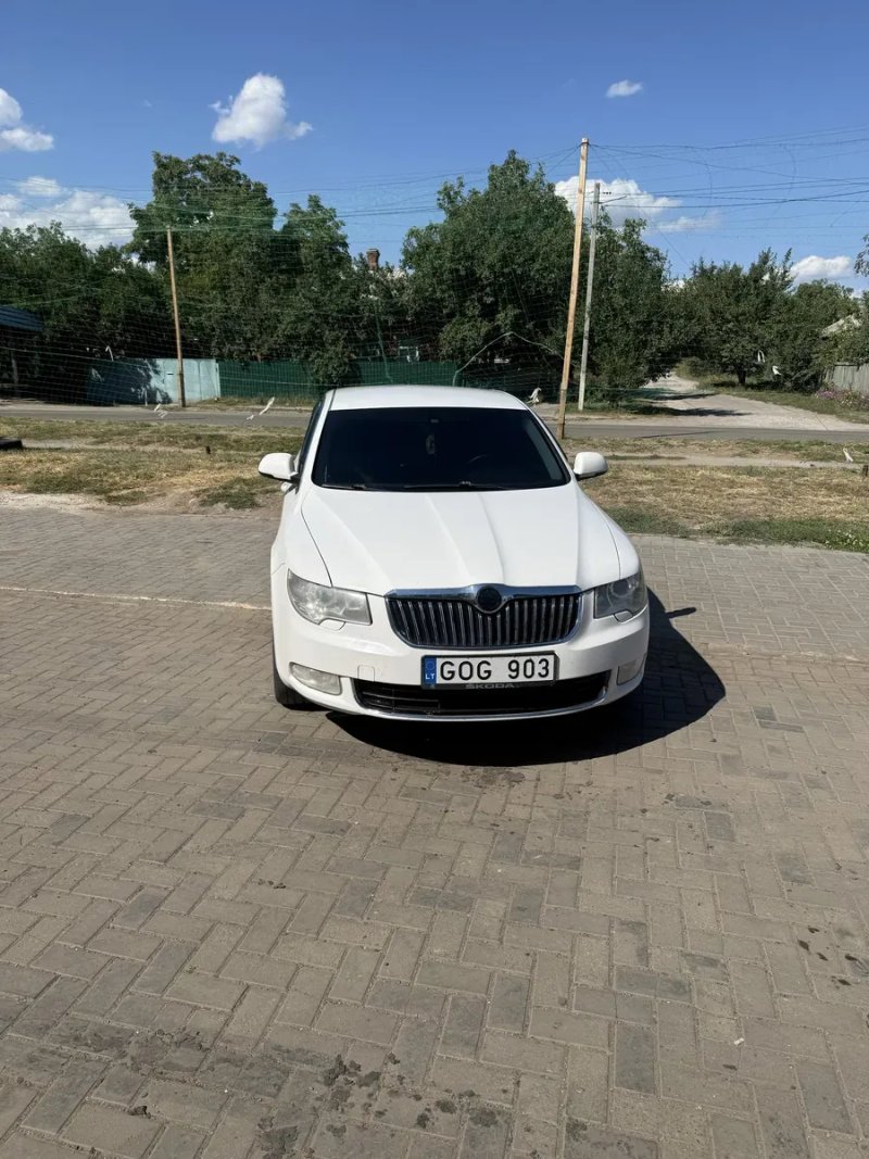 Продам Skoda Superb 2  2008 поколения 1.9 TDI дизель  МКПП 5-ст — фото 2