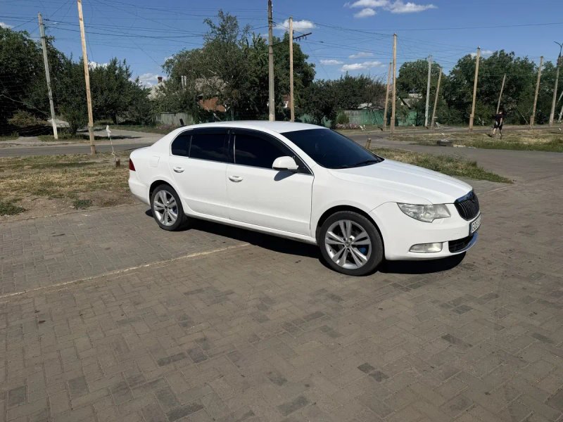 Продам Skoda Superb 2  2008 поколения 1.9 TDI дизель  МКПП 5-ст — фото 3