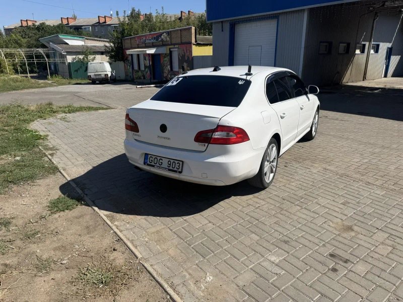 Продам Skoda Superb 2  2008 поколения 1.9 TDI дизель  МКПП 5-ст — фото 4