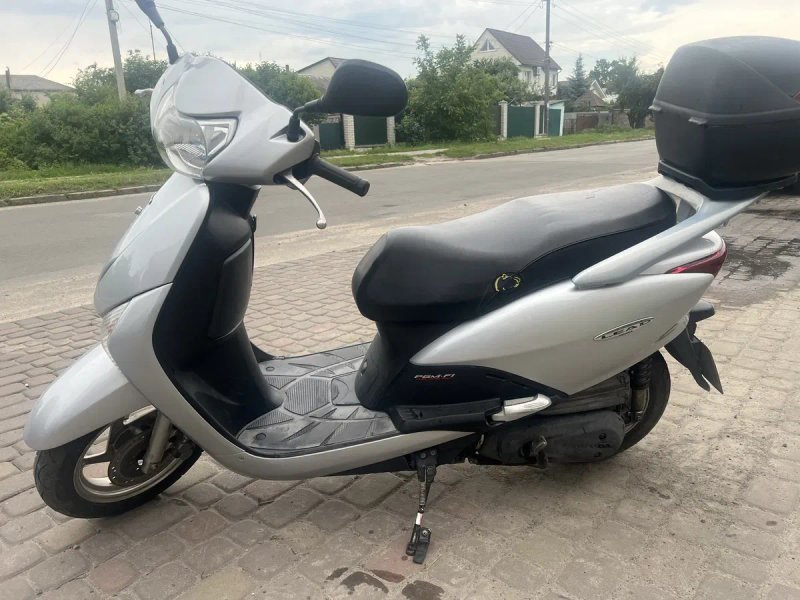 Продам скутер хонда — фото 8