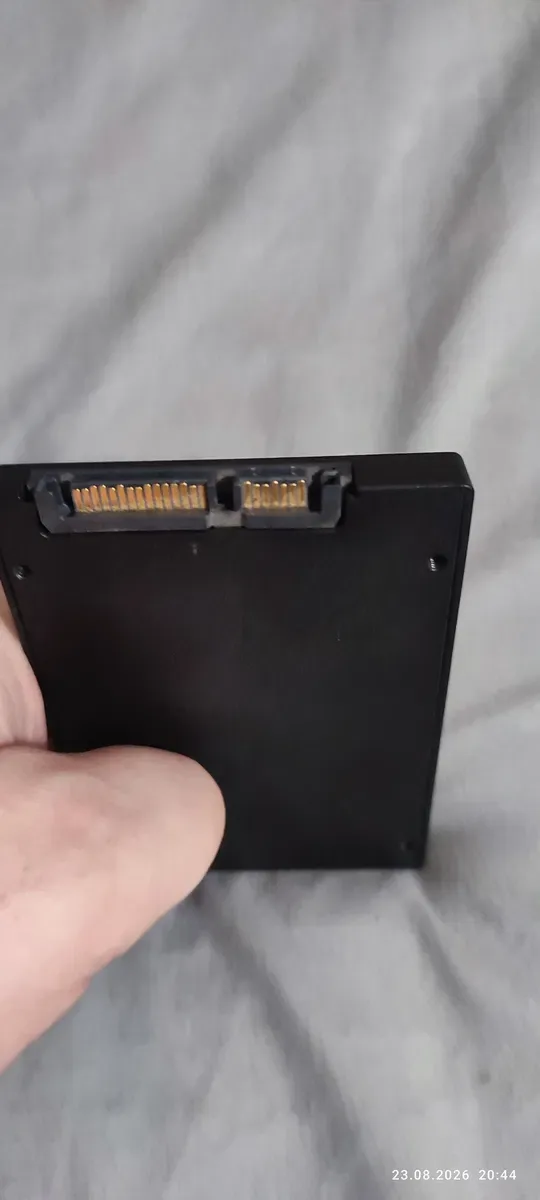 Продам ссд накопитель 2.5" SATA-2 SSD 32gb

TS32GSSD25S-M

0760557 810186"

S/N:234948-0417

32GB (LBA 62,5 — фото 2