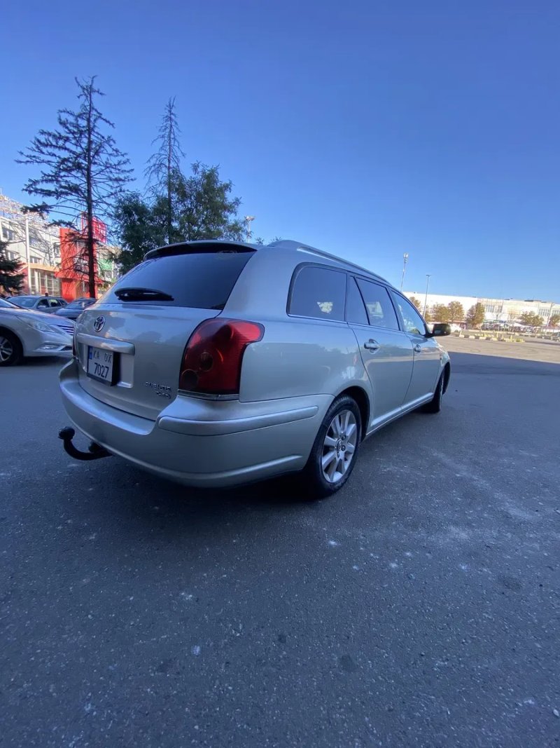 Продам Toyota Avensis Diesel — фото 8