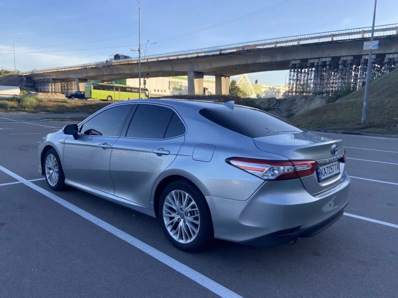 Продам Toyota Camry 2020 2.5 гибрид — фото 4
