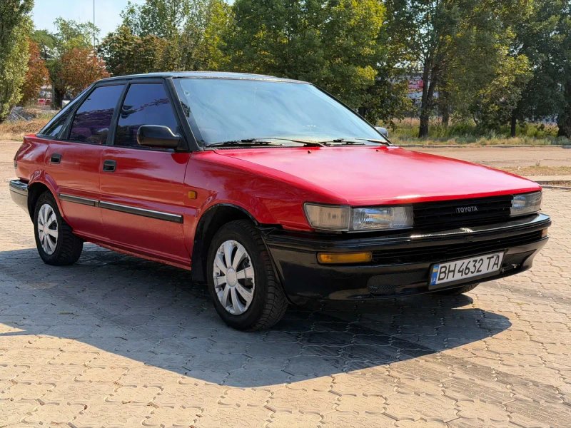 Продам TOYOTA Corolla 1989р 1.3газ-бенз — фото 3