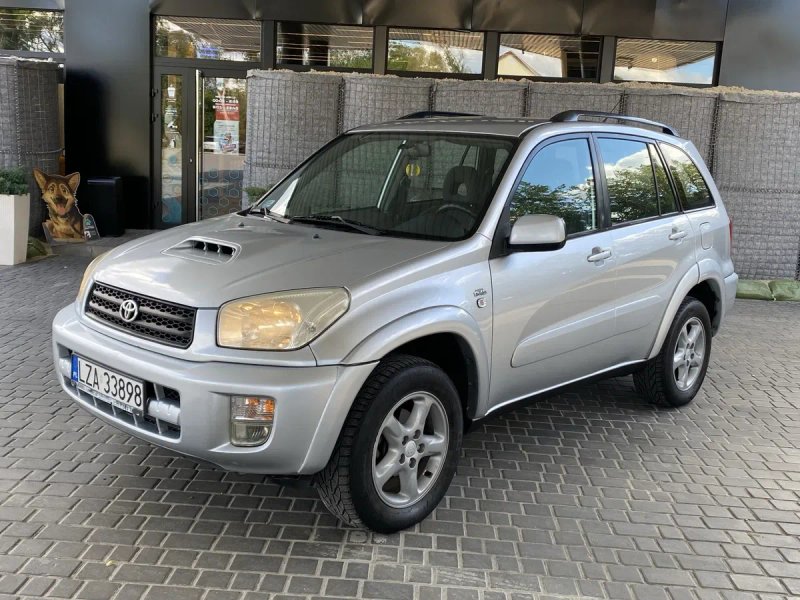 Продам Toyota RAV 4 2.0 турбодизель 4х4 полный привод автомобиль в идеальном состоянии — фото 2