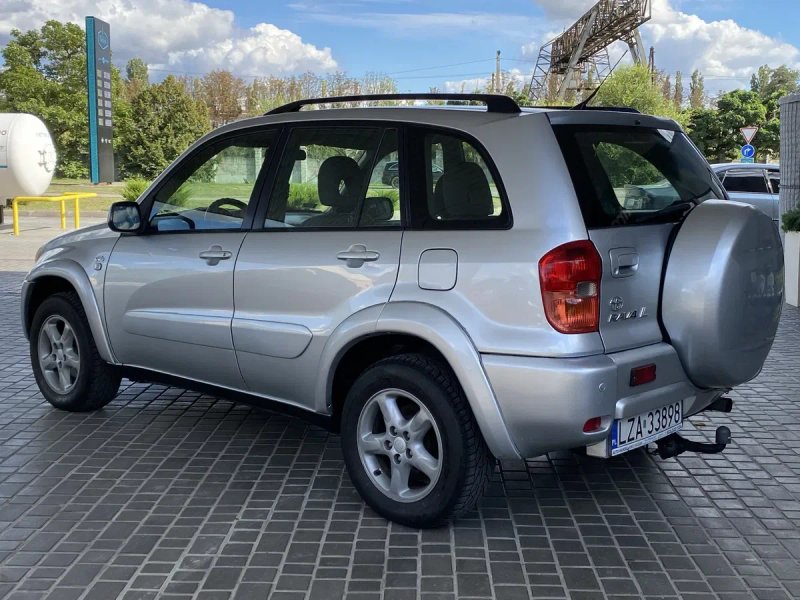 Продам Toyota RAV 4 2.0 турбодизель 4х4 полный привод автомобиль в идеальном состоянии — фото 5