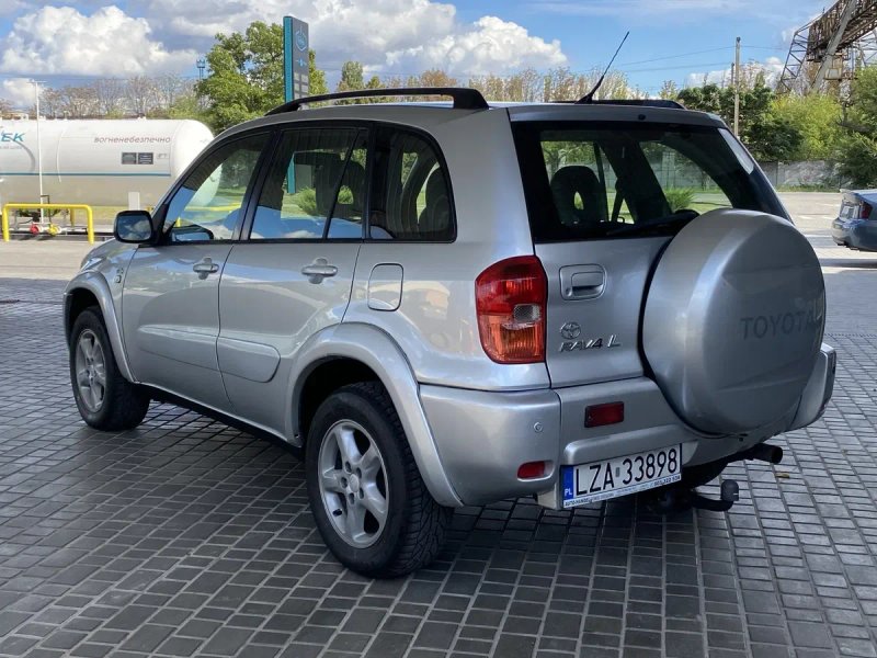 Продам Toyota RAV 4 2.0 турбодизель 4х4 полный привод автомобиль в идеальном состоянии — фото 6