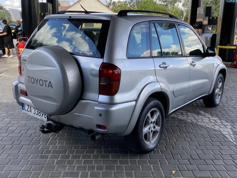 Продам Toyota RAV 4 2.0 турбодизель 4х4 полный привод автомобиль в идеальном состоянии — фото 7