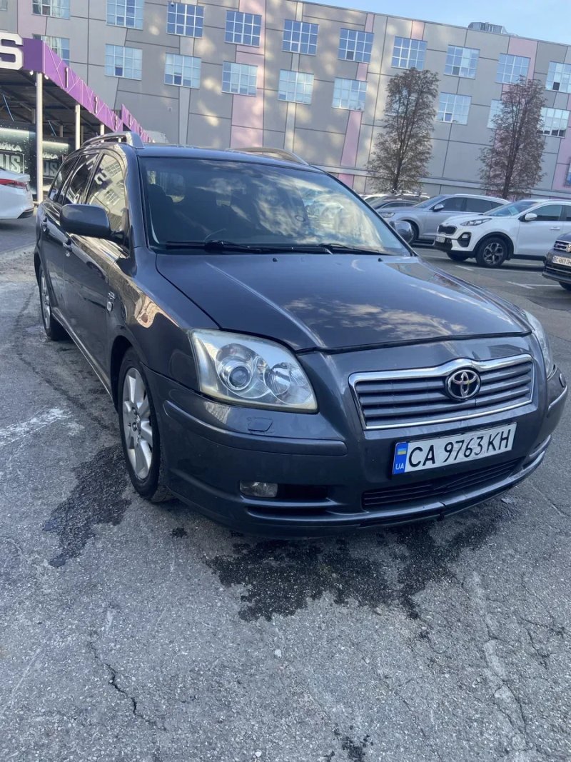 Продам тойоту в гарному стані — фото 2