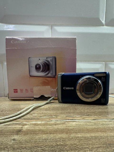Продам цифровий фотоаппарат CANON A 3100 IS в гарному стані