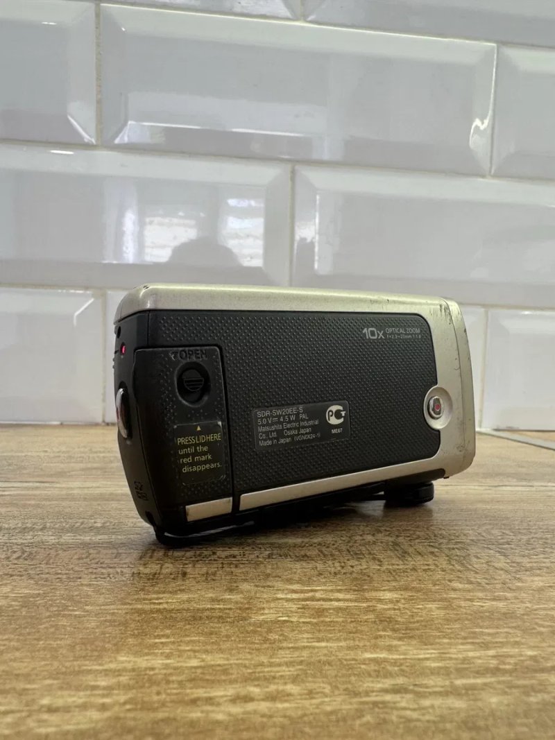 Продам цифровую відеокамеру Panasonic SDR-SW20 в гарному стані — фото 4