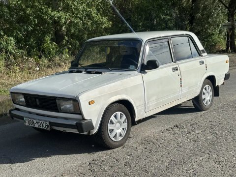 Продам ваз2105 на полном ходу