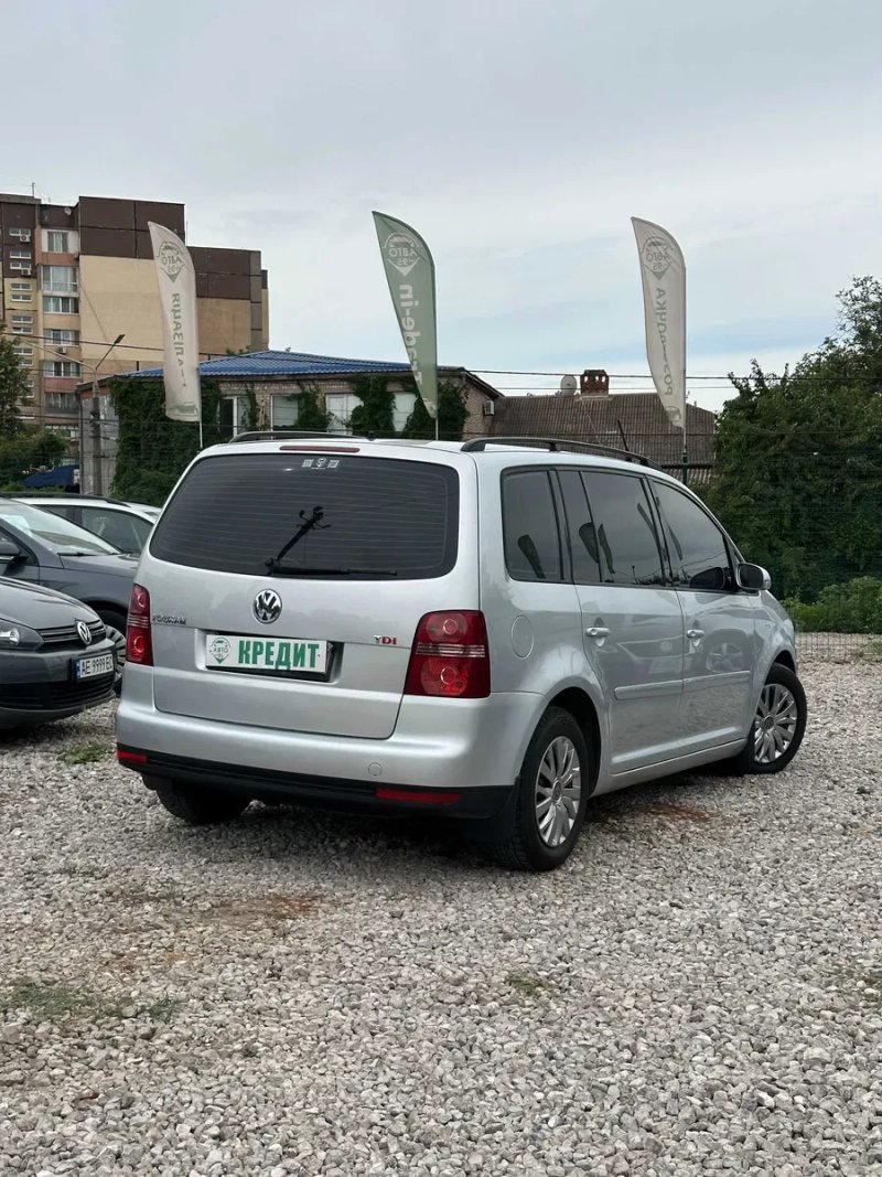 Продам Volkswagen Touran 2006 рік можлива розстрочка,кредит,обмін! — фото 3