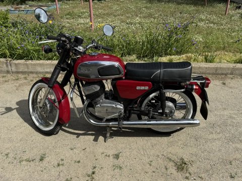 Продам яву 350 в хорошем состояние торг