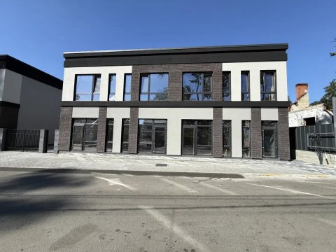 Продається комерційне приміщення 120 м² біля Центрального парку, Ірпінь.