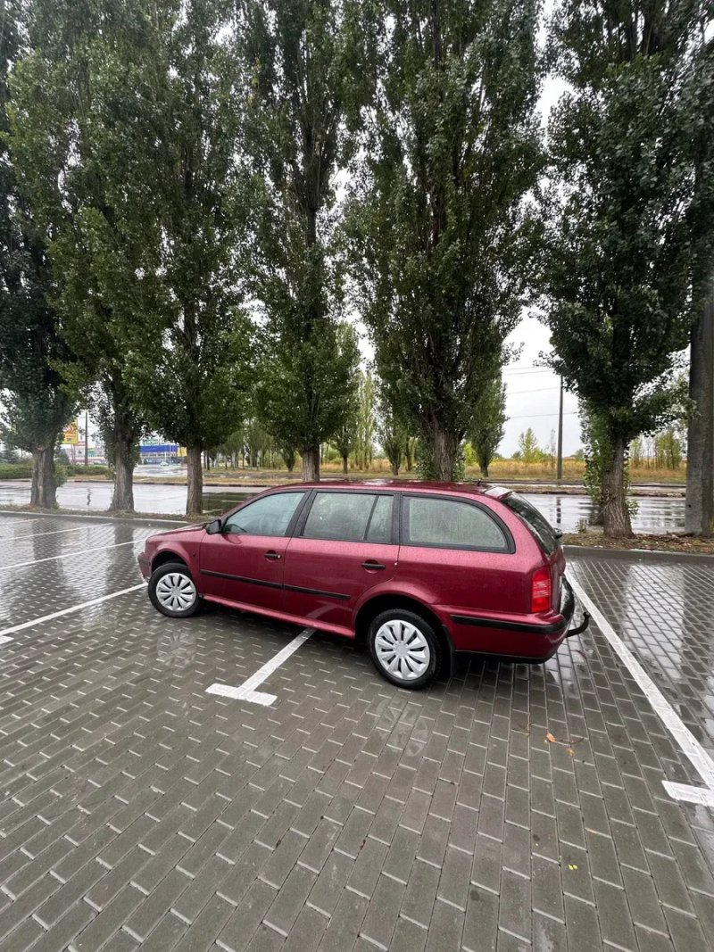 Продається Skoda Octavia tour slx 1.8 газ бенз — фото 6