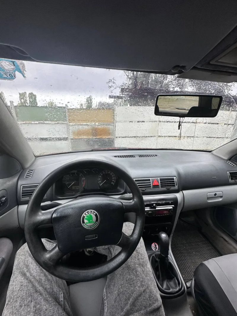 Продається Skoda Octavia tour slx 1.8 газ бенз — фото 7