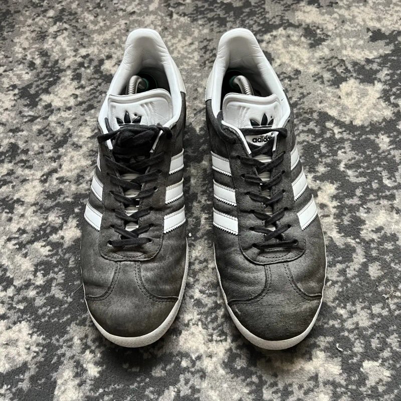 Продаю кросівки Adidas Gazelle — фото 3