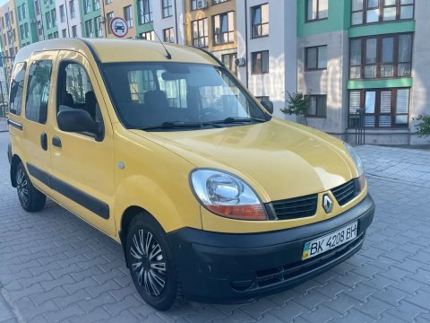 Продаж авто Рено кенго