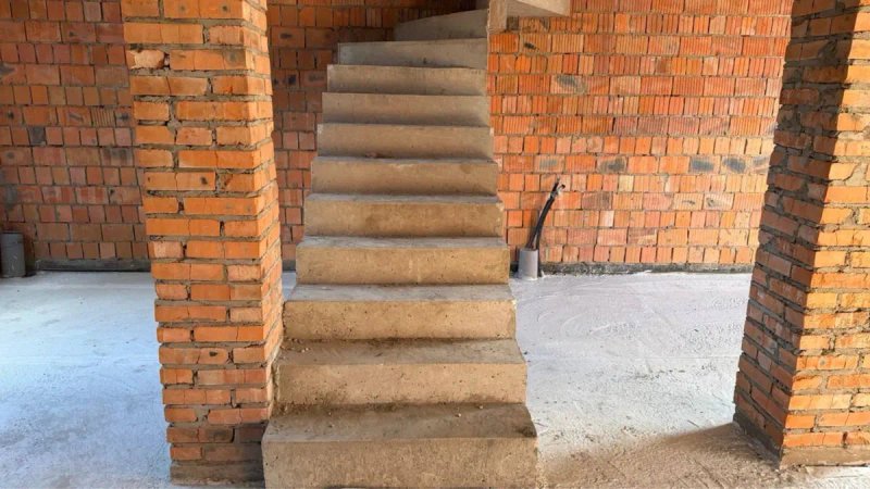Продаж готового Таунхаусу в центрі, 3 поверхи - 125 м2 — фото 4