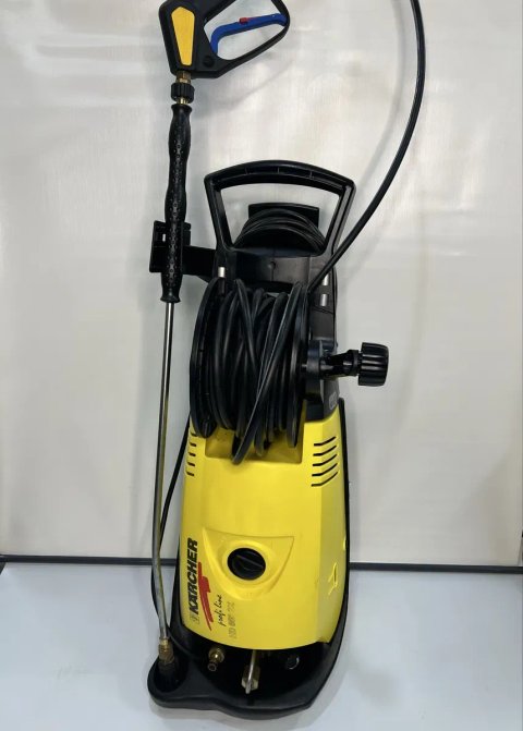 Професійна мийка karcher HD 650SX