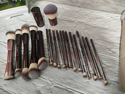 Професійні пензлі для макіяжу набір 20 шт MAANGE із сумкою для зберігання