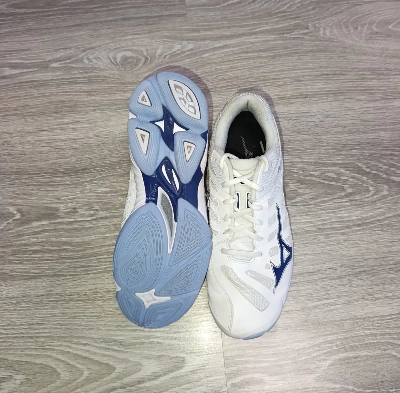 Професійні волейбольні кросівки Mizuno Wave Voltage 2 — фото 4
