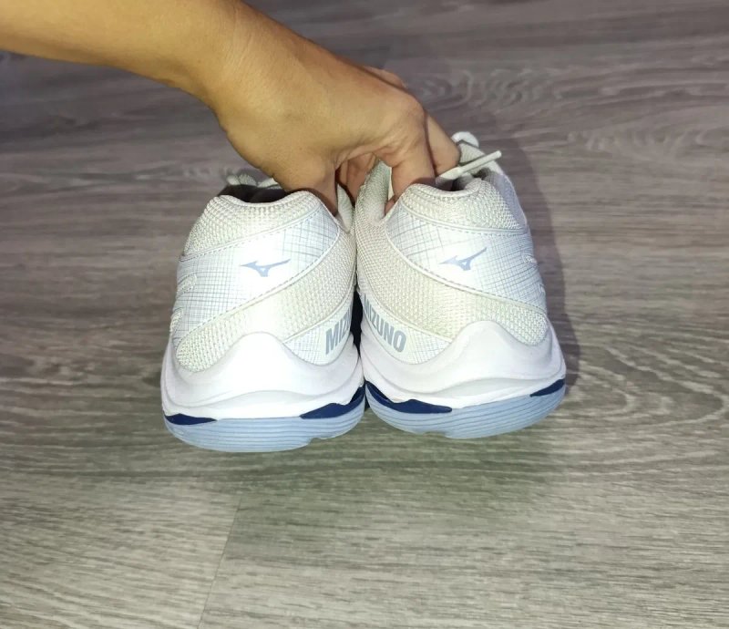 Професійні волейбольні кросівки Mizuno Wave Voltage 2 — фото 5
