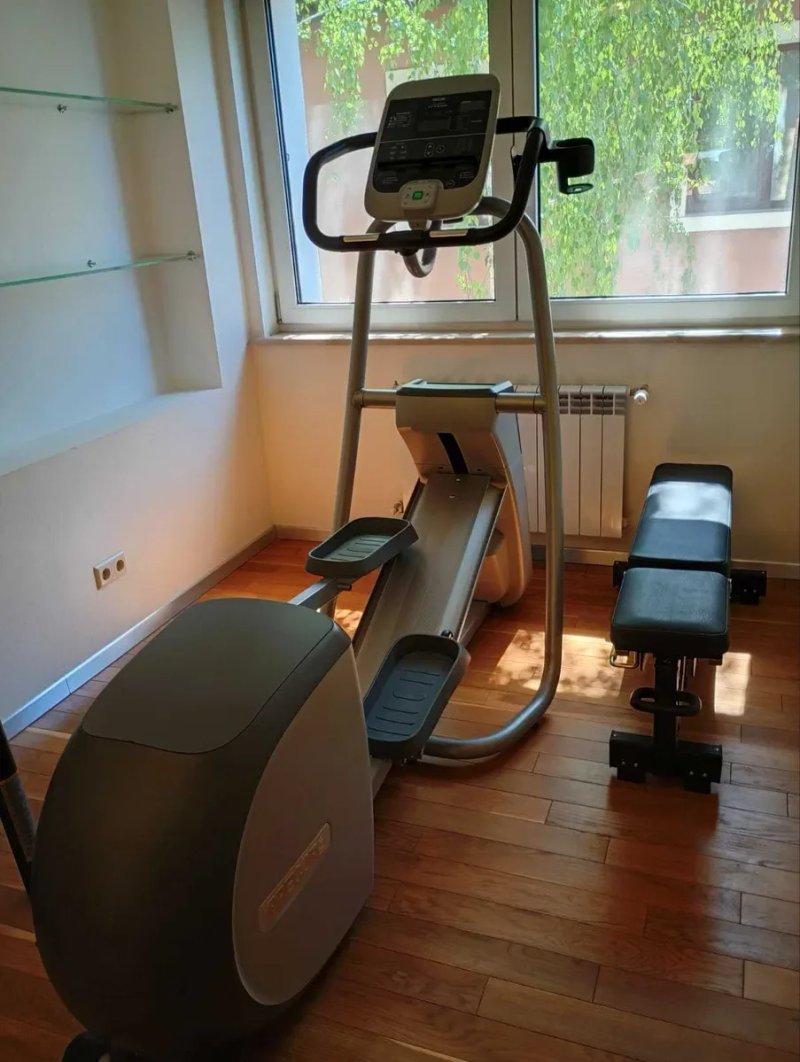 Професійний орбітрек Precor EFX 835 | Професійний еліптичний тренажер — фото 2