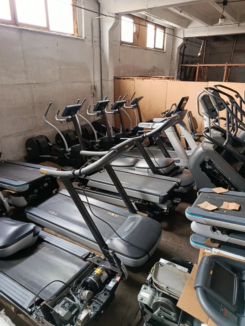 Професійний сходовий тренажер Matrix ClimbMill C5X, Precor, Technogym — фото 5