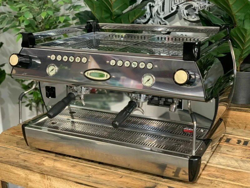 Профессиональная кофемашина La marzocco gb 5 EE 2 group Gold 24k — фото 2