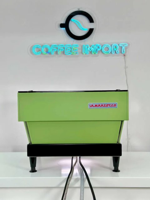 Профессиональная кофемашина La Marzocco Linea AV 2 gr после ТО