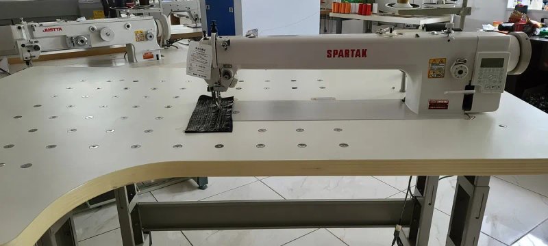 Промислова прямострочна швейна машина зі збільшеною платформою SPARTAK ST-0356-D4 (56 см, подвійне просування та авто-функції) — фото 6