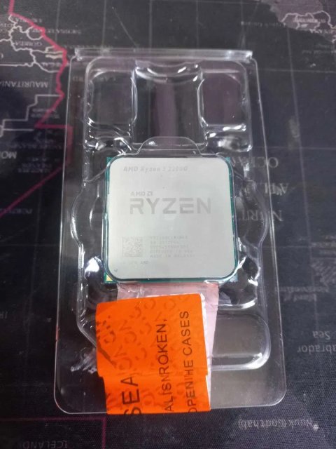 Процесор AMD Ryzen 3 2200g Socket AM4 +кулер