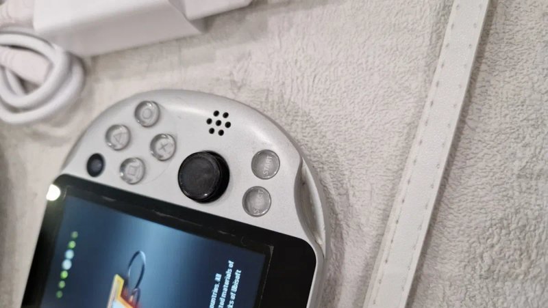 Ps Vita Slim 64гиг +60 игр+ чехол! — фото 4